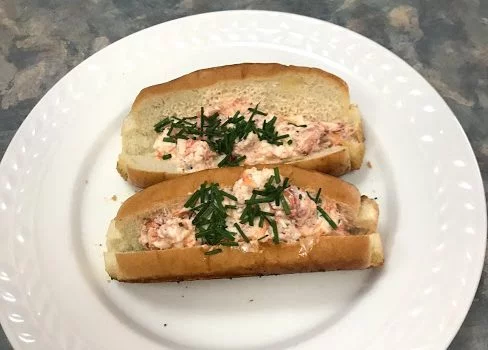 maritime style lobster roll