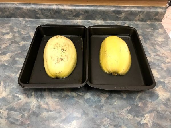 squash-pan-2 ready to cook spaghetti squash in two pans