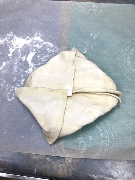 folding pot pie step 2