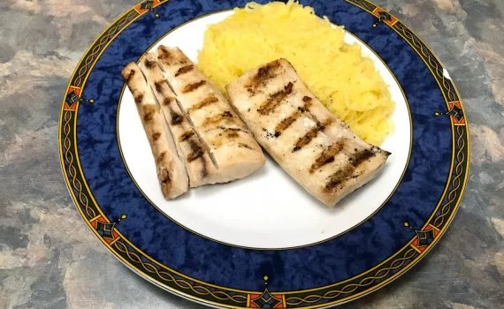 grilled mahi-mahi with spaghetti squash