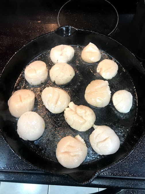 scallops in pan