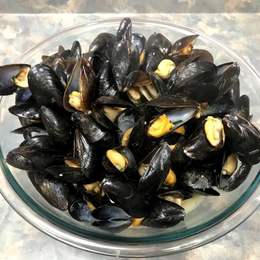 Steamed mussels